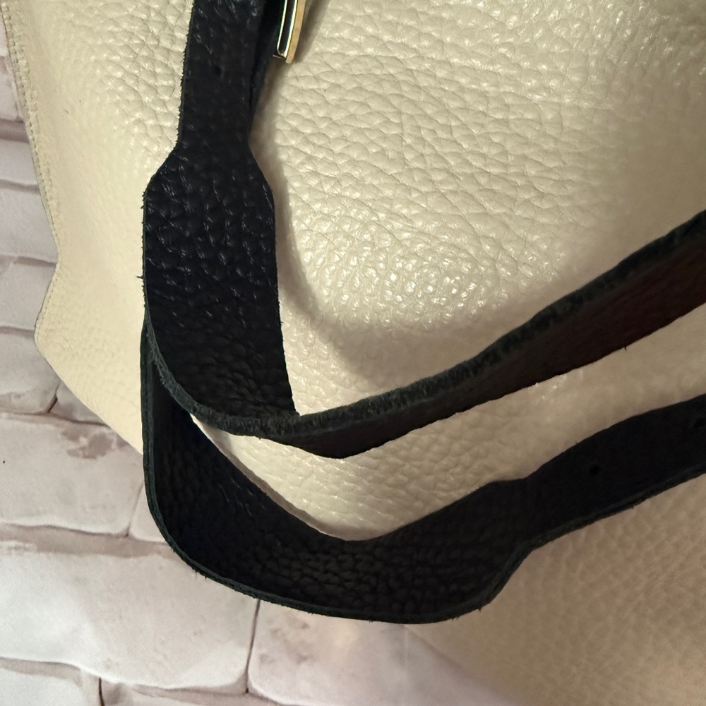osklen rio de janeiro bag 
Elegant Cream Leather Tote Bag - Picture 7 of 15